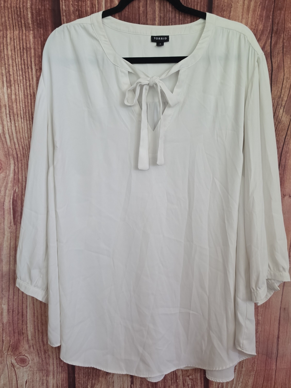 Torrid White Tie-Neck Women's Blouse - 3/3X